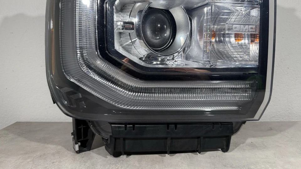 OEM | 2016-2018 GMC Sierra 1500 faros HID (derecha, pasajero) A975 Foto 4 de 4