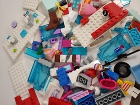 LEGO Disney: Elsa's Sparkling Ice Castle (41062) For Parts With 2 Figures Loose
