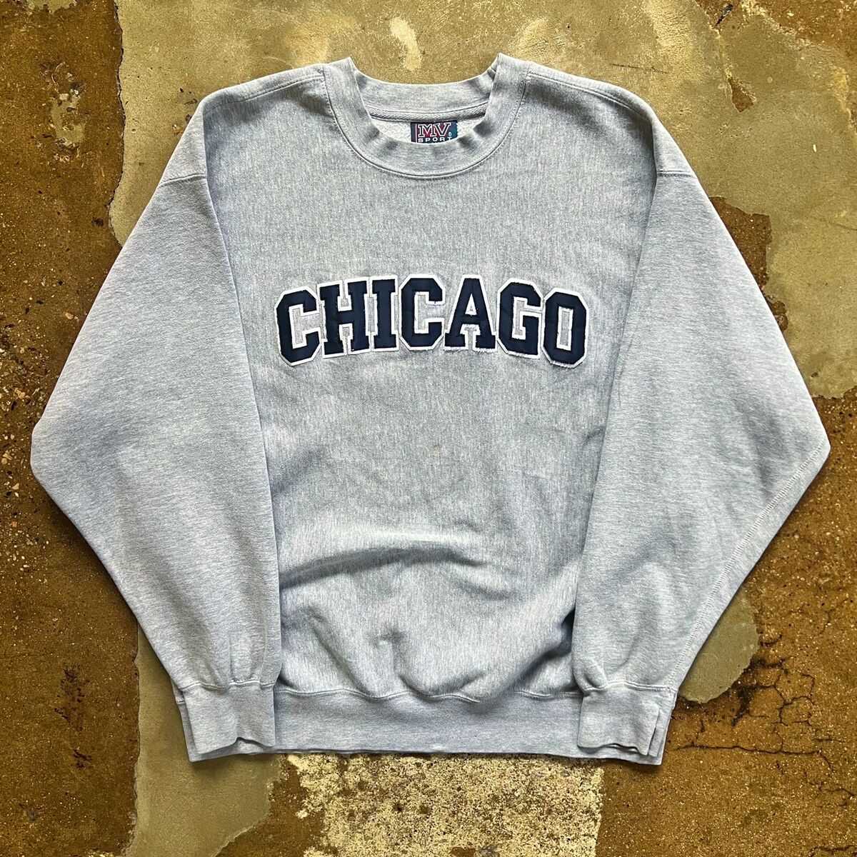 Vintage Chicago Sweatshirt Men's XL Cotton Blend Tackle Vintage Chicago Sweatshirt Men's XL Cotton Blend Tackle