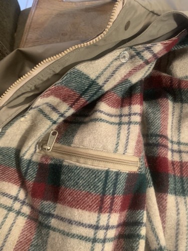 Woolrich 7388 Tan Beige Fully Insulated Lined Jacket Parka Coat Vintage USA M - Picture 4 of 7
