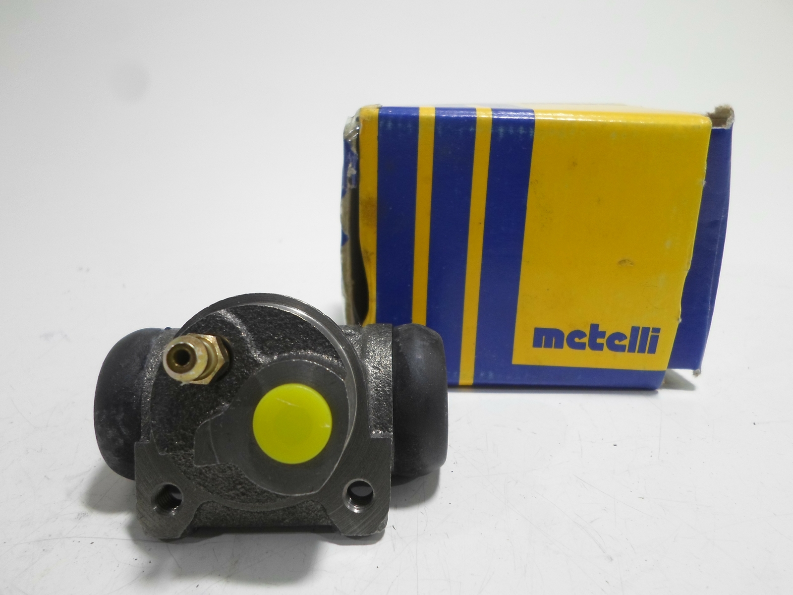 CILINDRETTO FRENO POSTERIORE DESTRO WHEEL CYLINDER REAR RIGHT PRIMERA