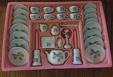 Frenzy Toys China Minature Tea Set Strawberries 38 Piece Service for 8 Children