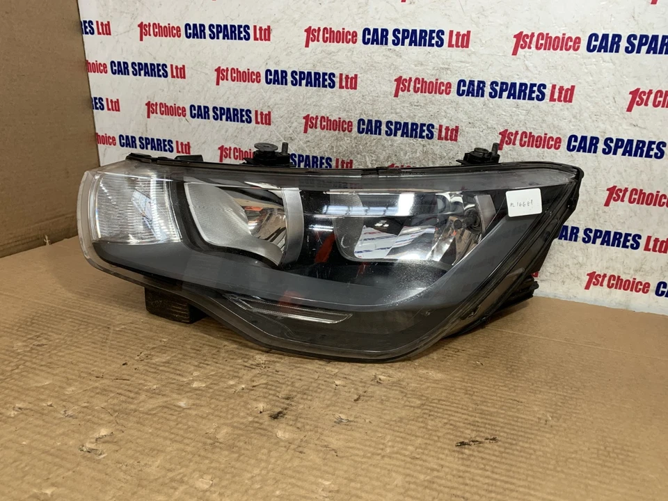 AUDI A1 MK1 8X 2012 PASSENGER SIDE HALOGEN HEAD LIGHT LAMP - Image 3 of 4