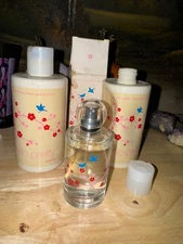 Avon mark hello pretty perfume 1.5 fl oz/ (2) body lotions nos