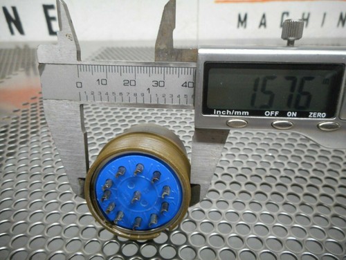 Amphenol 97-3106A-28 Circular Connector New Old Stock - Picture 5 of 12