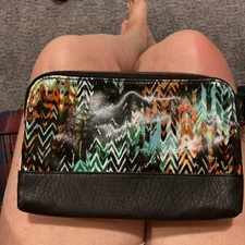 NEW Pistil Women's Clutch Purse Wallet  Wristlet  Hands Off  Tide Pool