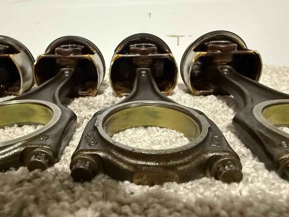 Juego de 6 pistones de motor 11-16UDI sq5 3,0 L con bielas Foto 4 de 4