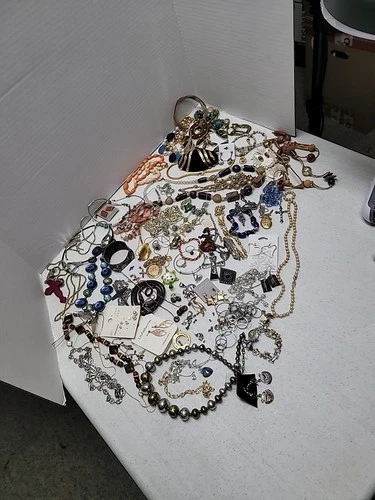 5 Lbs Mixed Jewelry Lot Wearable Vintage Modern Gold Silver Tone Costume