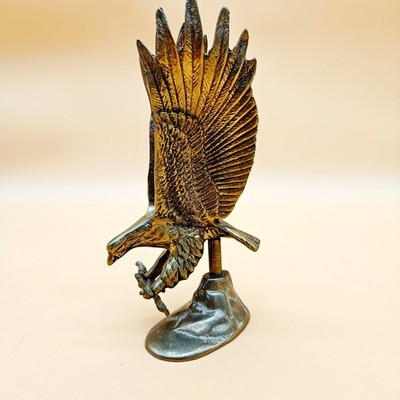 Vintage 7'' Solid Brass Eagle Statue Paperweight Decor Patriotic USA Bird Lover