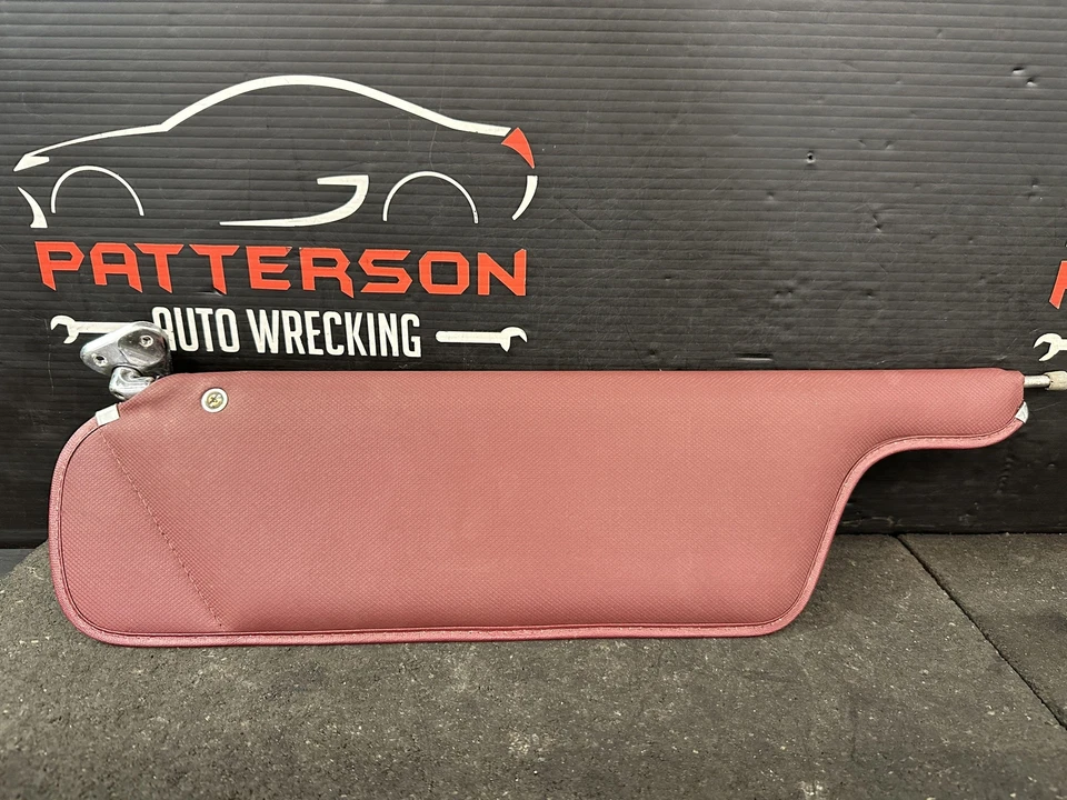 Ford Ltd 1975 tamaño completo izquierda y derecha parasol granate Foto 2 de 4