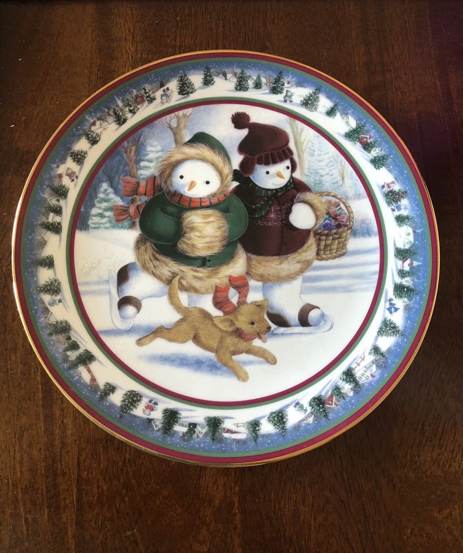 1999 Princess House Christmas Plate "Frosty Friends"