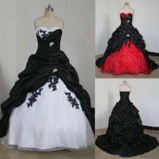 Vintage Black Gothic Wedding Dresses Ruffles Sweetheart Appliques Bridal Gowns