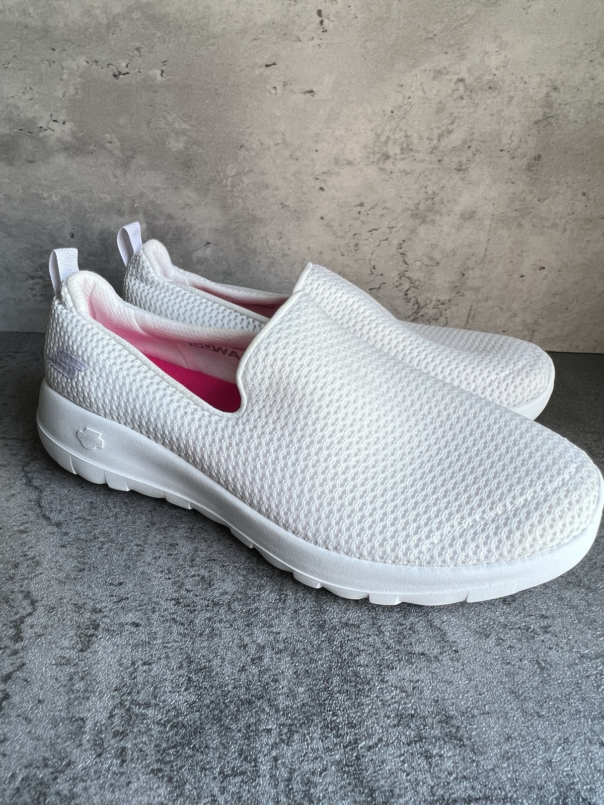 Skechers Go Walk Joy Womens Comfort Walking Shoes Size 6.5 White-image