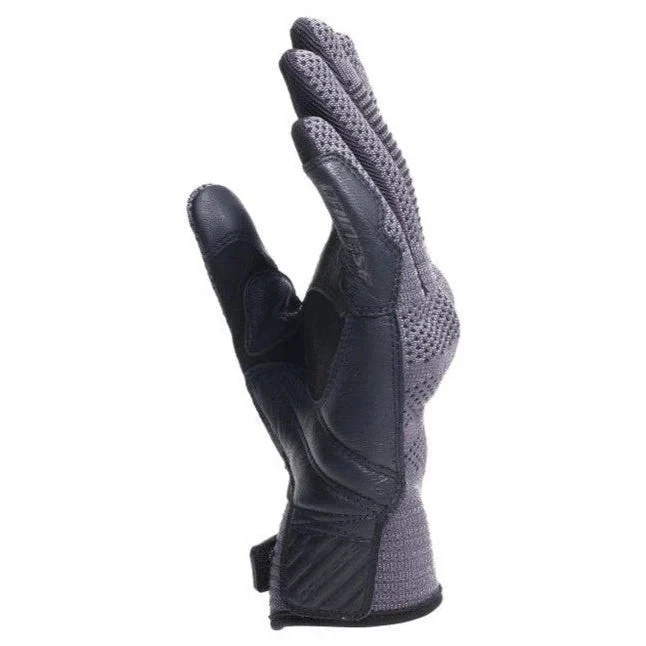 Anthracite, photo 5 of 10