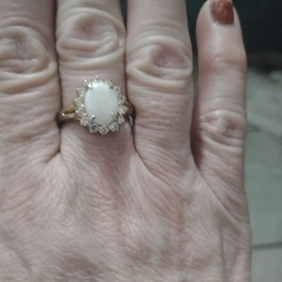 Anillo de compromiso vintage natural etíope ovalado ópalo de fuego enchapado en oro de 14K plateado Foto 4 de 4