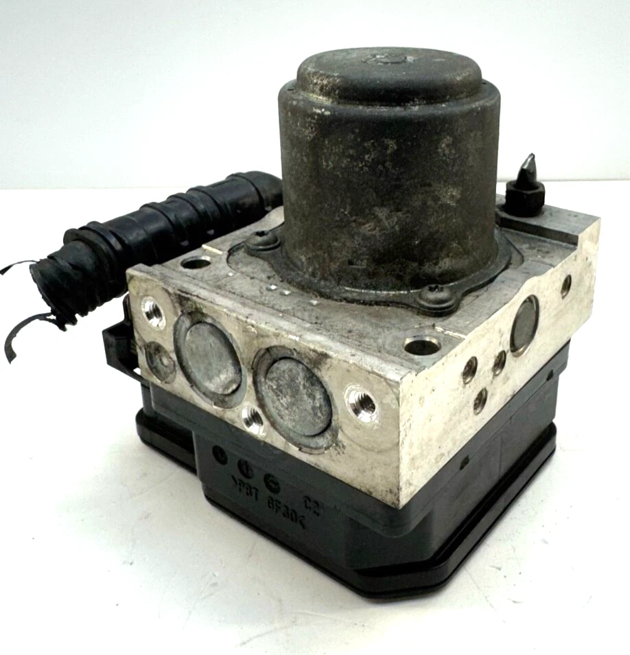 Conjunto de bomba de freno ABS Honda Crosstour 2010-2012 OEM 57110-TP7-A51 Foto 2 de 4