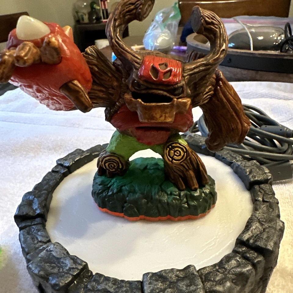 Skylanders Portal of Power Xbox 360, 3 Characters Included ￼ - Image 3 of 4