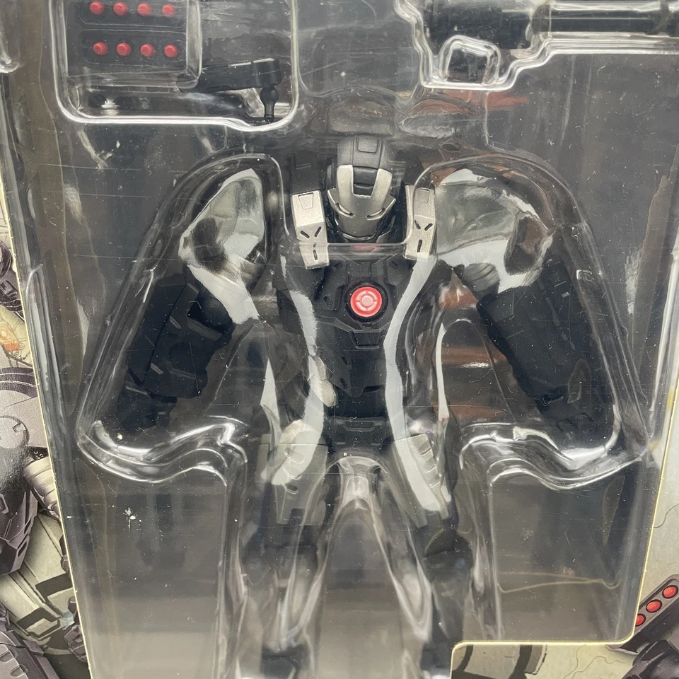 Figure Amazing Yamaguchi No.016 War Machine Iron Man Japan Revoltech Kaiyodo - Image 2 of 4