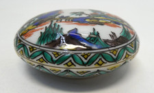 VINTAGE JAPANESE SMALL HANDPAINTED LANDSCAPE CERAMIC TRINKET BOX