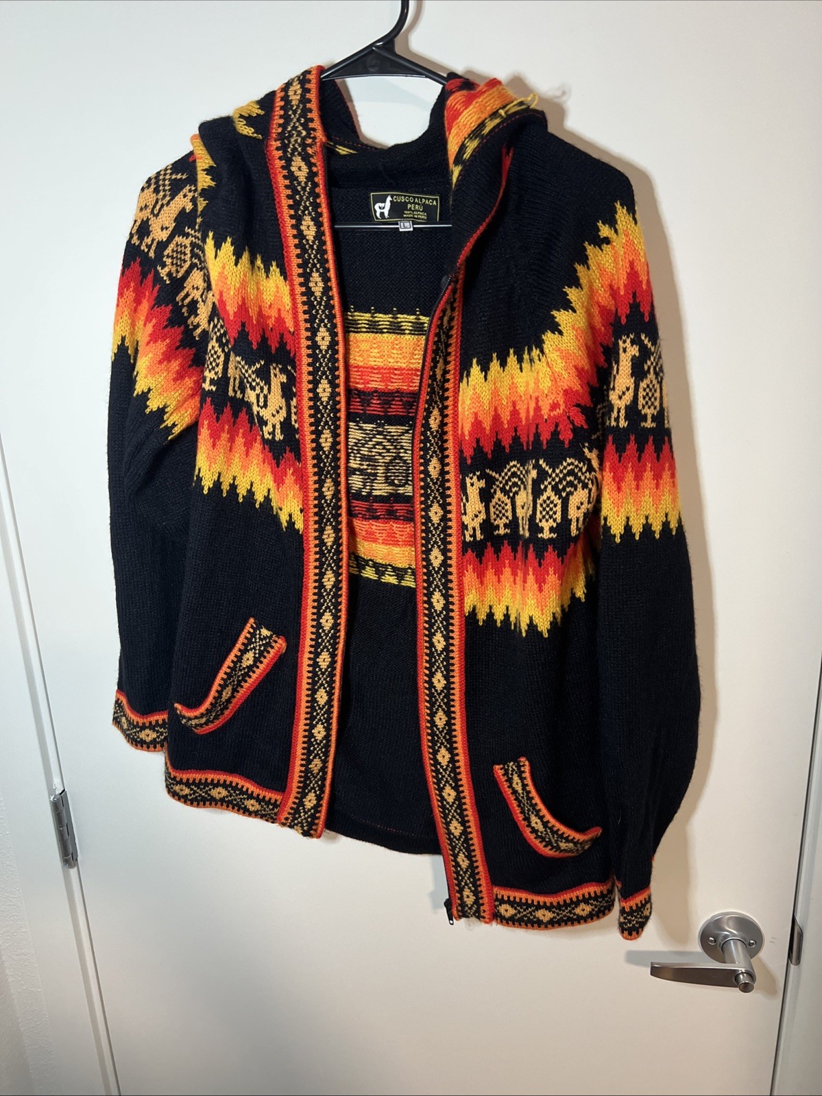 cusco alpaca peru aztec pattern jacket hooded wom… - image 1