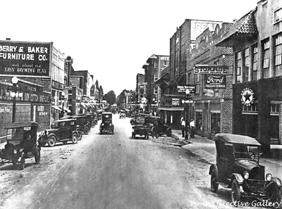 A View of Tupelo, Mississippi - 1928 - Historic Photo Print