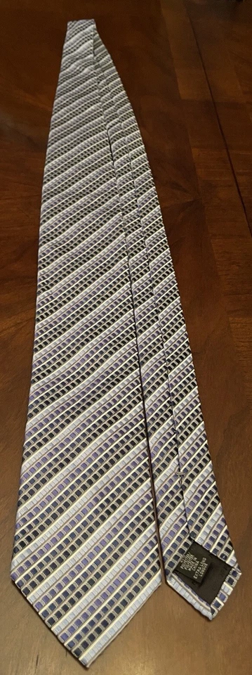 Gravata de pescoço masculina Geoffrey Beene azul 60% seda 40% poliéster feita na China longa - Imagem 3 de 4