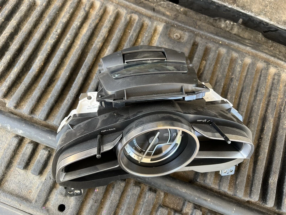 Mazda CX3 2.0 БЕНЗИНОВЫЙ 2016/17 АВТОМАТИЧЕСКИЙ счетчик кластер метр HEAD UP - Изображение 4 из 4