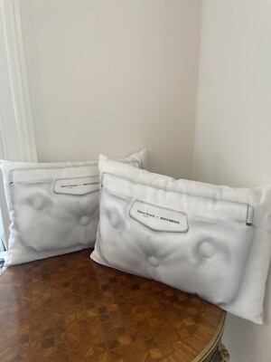 Paar Maison Martin Margiela X Gentle Monster Kissen Kissen Set - W1
