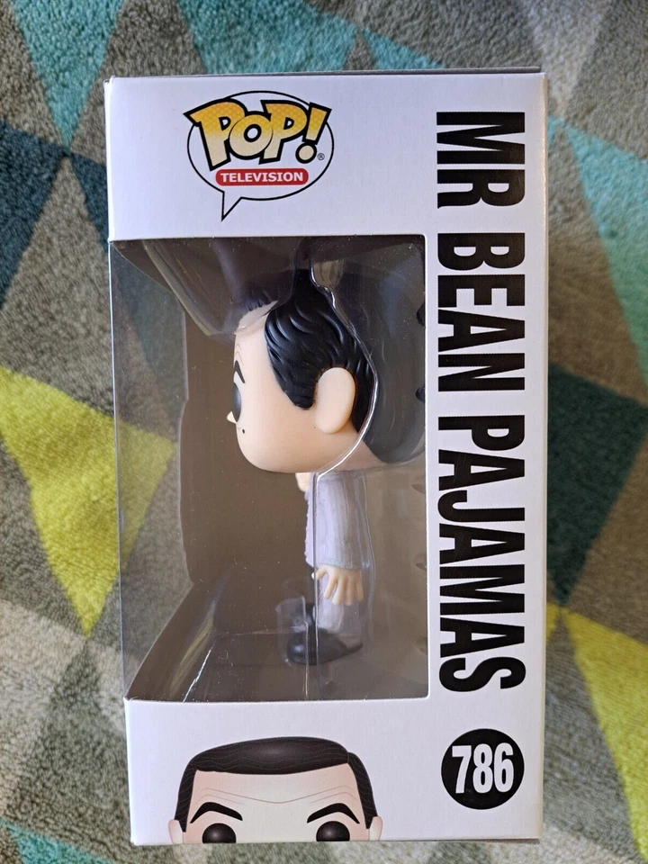 Mr Bean Pajamas Pop 786 - Mr Bean Funko Pop! 2019 Vaulted + Protector - image 3 of 4