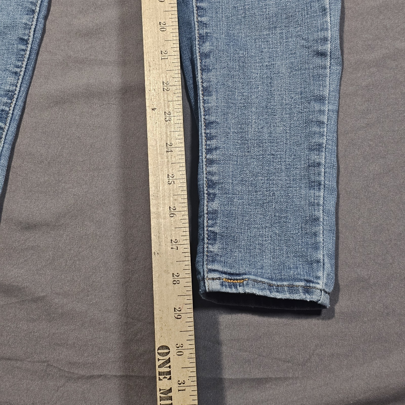 Levi Strauss 710 Super Skinny Womens Denim Jeans Blue Size 27 Distressed thumbnail 9