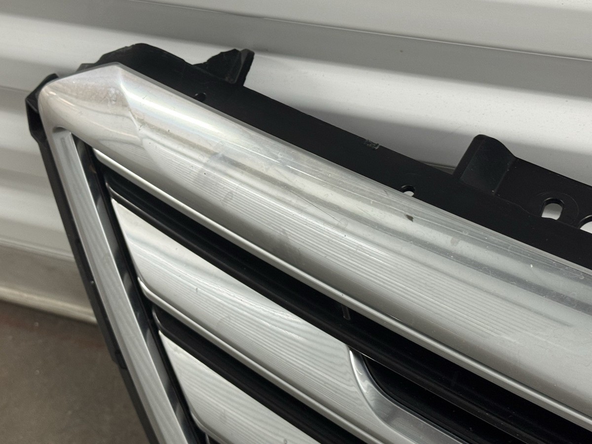 2015 - 2020 Cadillac Xt5 84107964 Front Grille Grill OEM | eBay