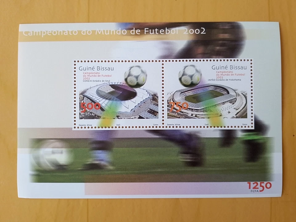 Guinée-Bissau 500f+750f Football Japon Corée Neuf MNH Bloc-feuillet 2002 Mi377 - Photo 1/1