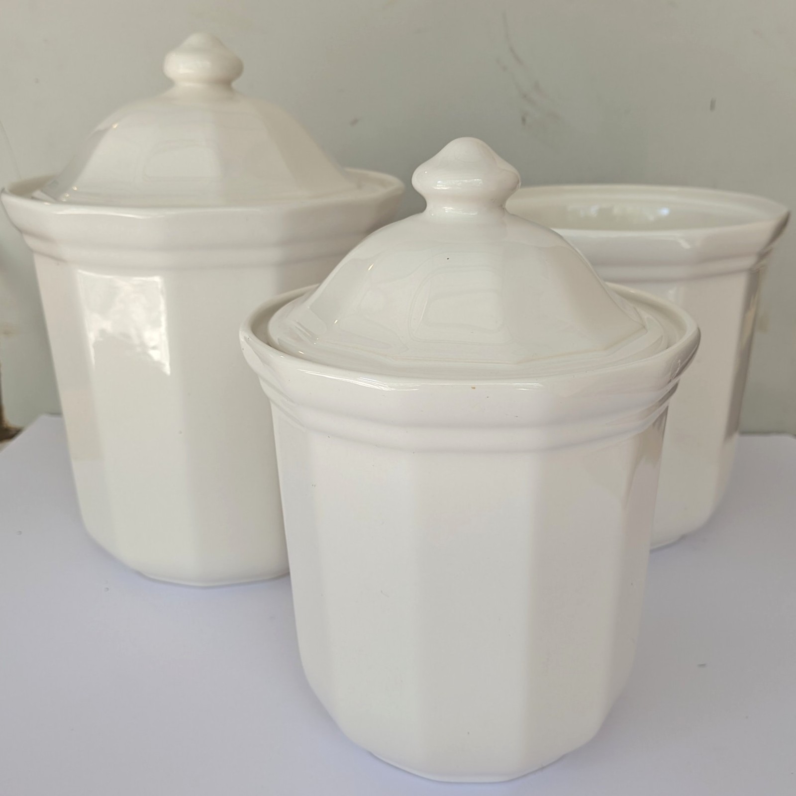 Pfaltzgraff Vintage White Heritage Ceramic Graduated Canister Set of 3