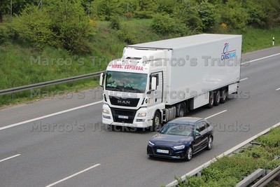 LKW Foto MAN TGX Kofferauflieger Spanien weiß HNOS. ESPINOSA #l3na