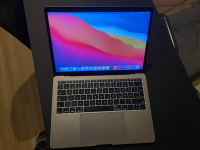Macbook Pro 13 zoll 2016 ohne Touchbar, 2 Ghz, 8 GB, 251 GB, Spacegrau