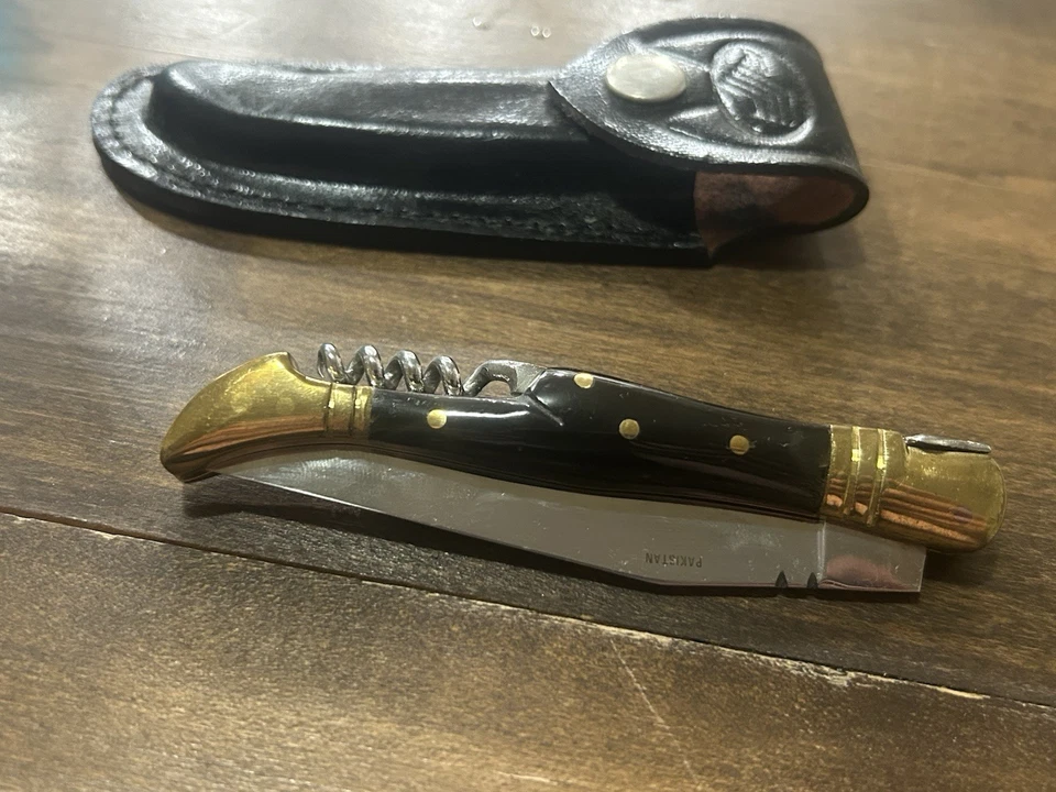 Cuchillo de Bolsillo Laguiole Imitación De Colección Sacacorchos Grano Madera Extremos de Latón ¡Con Estuche! Foto 4 de 4