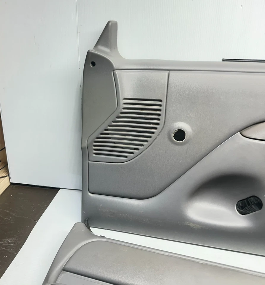 92-96 Ford F150 F250 F350 Bronco Manual Door Panels Gray OEM Foto 2 de 4