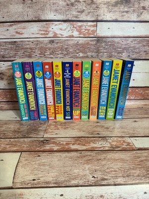 Janet Evanovich Stephanie Plum Mystery Series Lot Books 1-12 Paperback Set