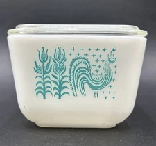 Vtg PyrexAmish Butterprint Turquoise Refrigerator Dish.