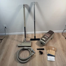 Electrolux LE Canister Vacuum BUNDLE Power Nozzle + Tools + Hose