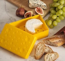 Hutzler Cheese Saver Storage Container