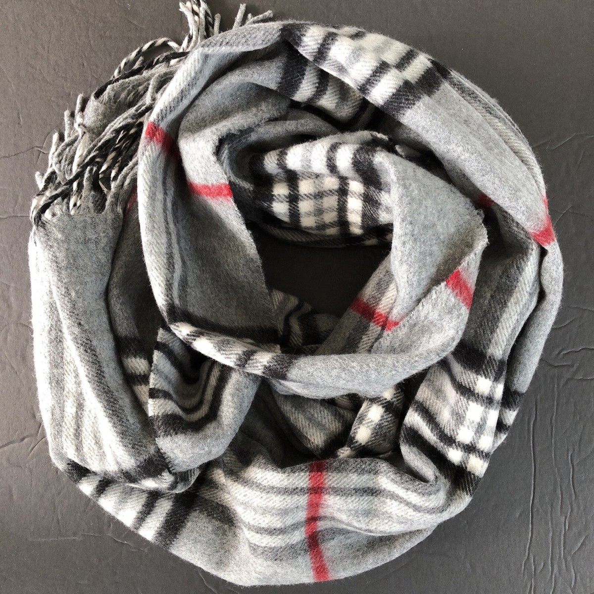 Lord Taylor Acrylic Winter Plaid Scarf (13 x 68) Gray/Black/Red Germany