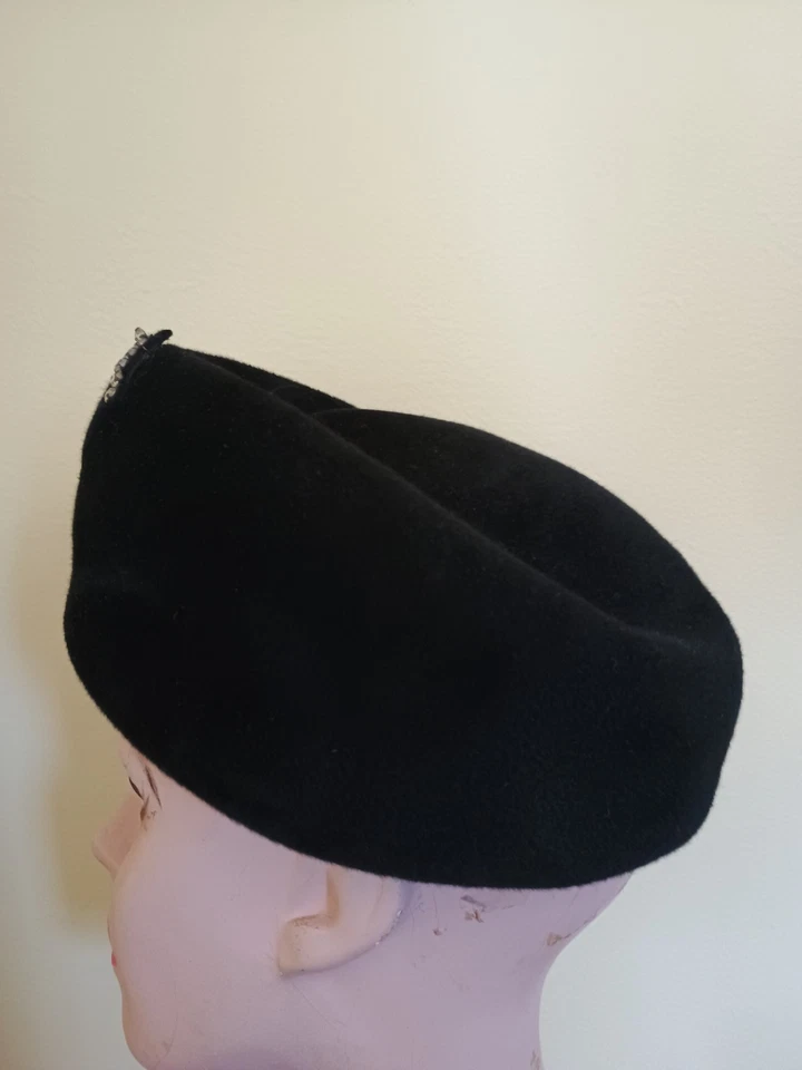 De Colección Años 60 De Lujo Terciopelo Merrimac Cuerpo Importado Piel Fieltro Sombrero Negro Pastillero  Foto 4 de 4