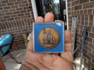 vintage WALT DISNEY WORLD Brass/Bronze Medal Coin DISNEYLAND SOUVENIR