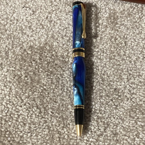 Elegant Wooden Ballpoint Pen with Engraved Case - Collectible Gift Set - Picture 4 of 9