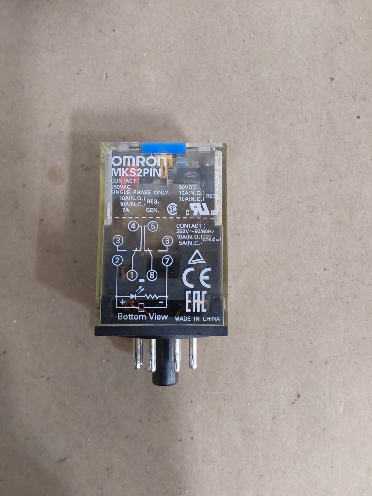 OMRON GENERAL PUPOSE RELAY MKS2PIN 8 PIN 250 VAC .