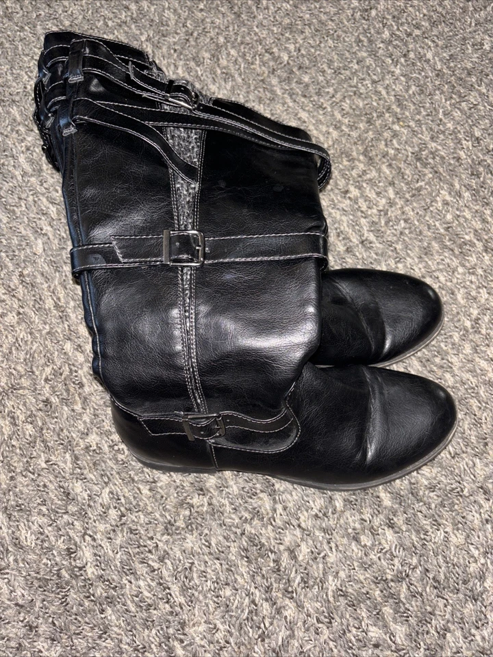 Botas para mujer Jelly Pop de cuero con hebilla diseño de cremallera hasta la rodilla negras talla 9 M Foto 2 de 4