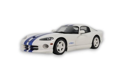 Dodge Viper GTS Stone White 1996 1:18 Modellauto GT Spirit GT940