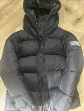 Burberry Men's Black Puffer Jacket Detachable Sleeves Hooded Vest M