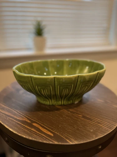 Vintage Haeger Pottery  Planter